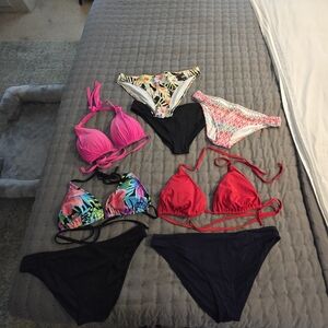 (4 Tops & 5 Bottoms) Vibrant Women's Swimwear Set